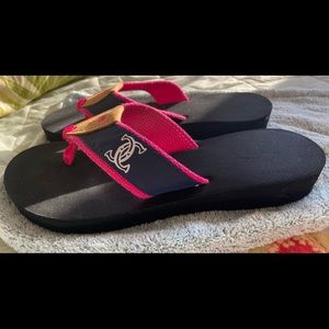 under armour flip flops women